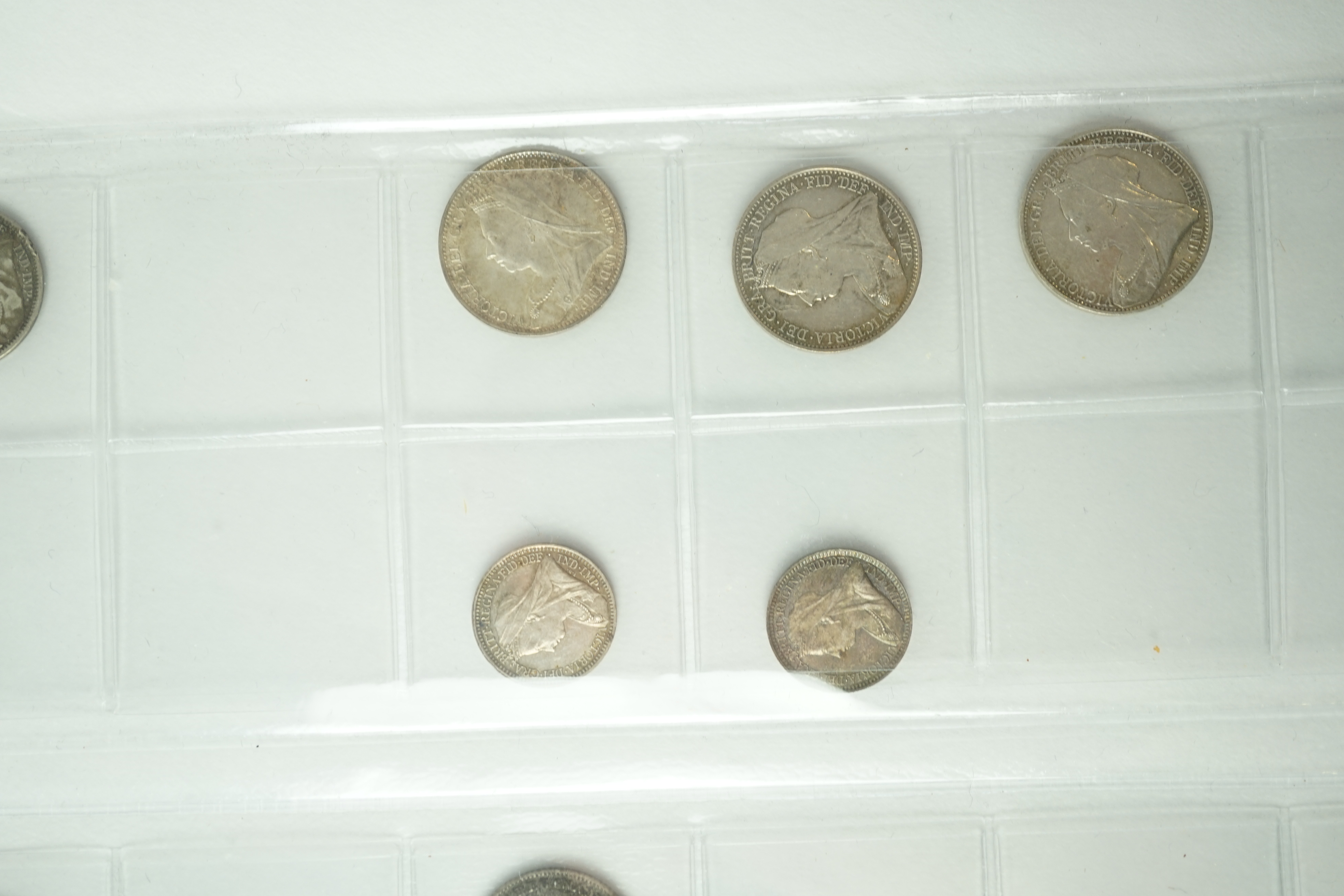British coins, Victoria (1837-1901), halfcrown to halfpenny and various odd silver maundy 1d to 4d